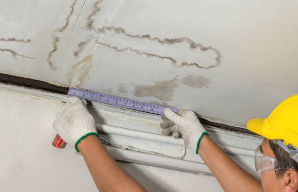 Reliable Flood Cleanup contractor in Clifton, VA by Water Damage Irwin